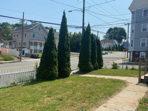 845 Bank St, United States Coast Guard Ac, CT 06320-3551