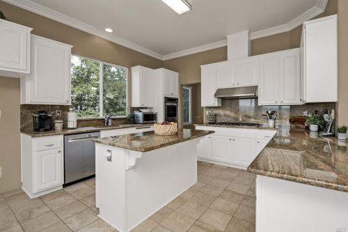 5743 Owls Nest Dr, Santa Rosa CA  95409-4349 exterior