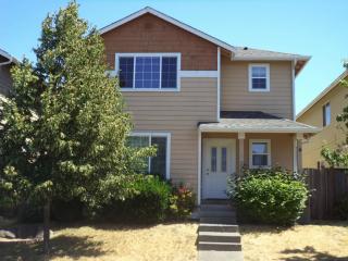 18419 96th Ave, Puyallup, WA 98375-6329