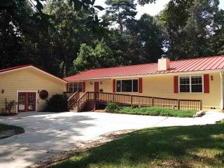 408 Cloverdale Dr, Tallahassee FL  32312-1602 exterior