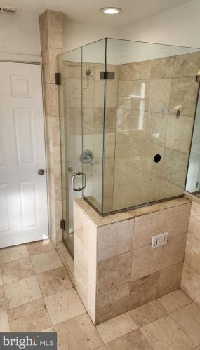 725 Collings Ave, Camden NJ  08107-1725 exterior