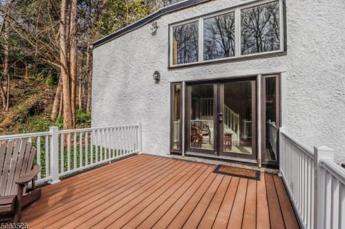 503 Cokesbury Rd, Annandale NJ  08801-2034 exterior