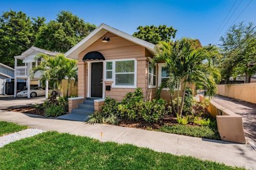 862 12th Ave, Saint Petersburg FL  33701-1034 exterior