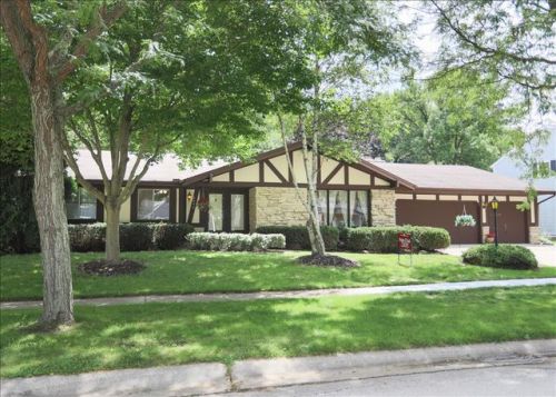 5642 Grove Ter, Greendale, WI 53129-1553
