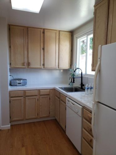 2081 Horne St, San Leandro CA  94578-1465 exterior