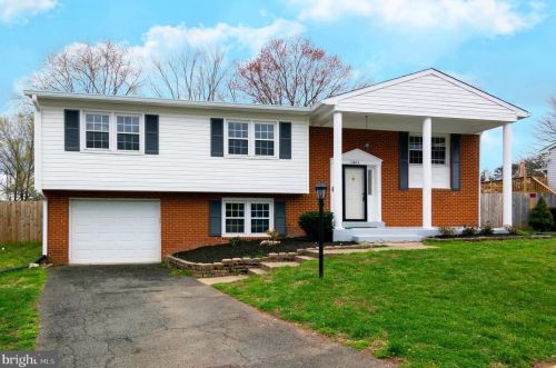 13404 Nickleson Dr, Woodbridge VA  22193-4131 exterior