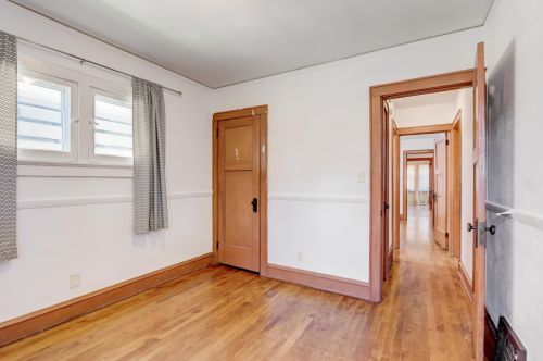 2963 52, Milwaukee WI 53210-1610 exterior