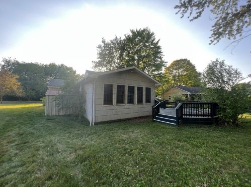 266 Todd Ave, Hermitage, PA 16148-1726