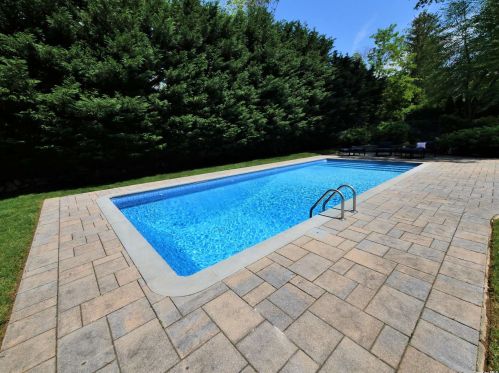 28 Little Harbor Rd, Mount Sinai NY  11766-1208 exterior