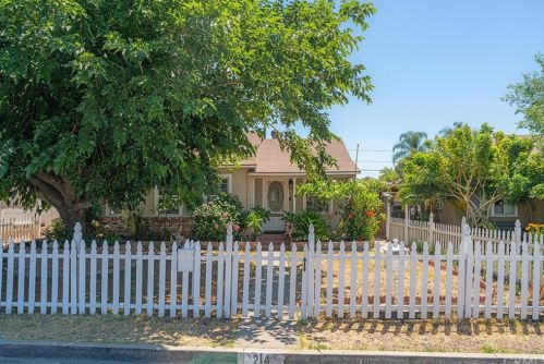 214 Alpine St, La Habra, CA 90631-5602