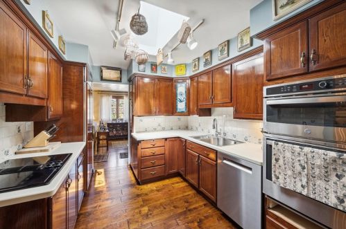 1776 Hedwig Dr, Allison Park, PA 15101-1717