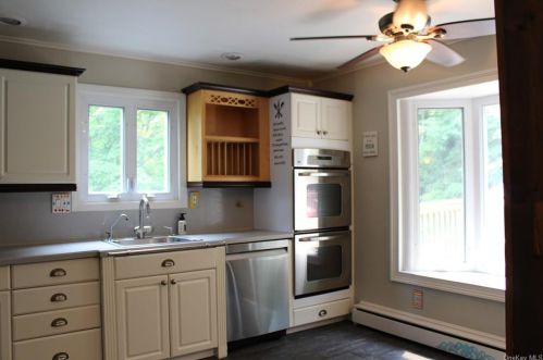 172 Barnes Rd, Washingtonville NY  10992-1932 exterior