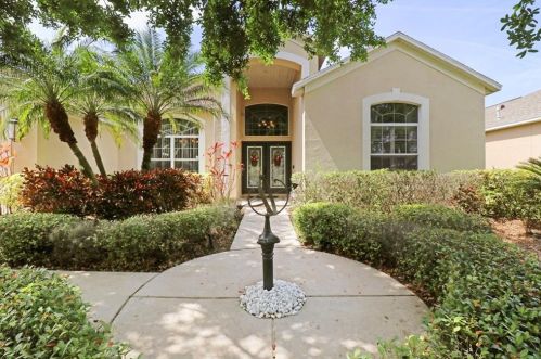 6818 Regents Village Way, Ruskin, FL 33572-1506