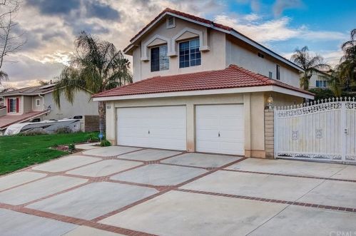 28385 Rodgers Dr, Santa Clarita, CA 91350-3823