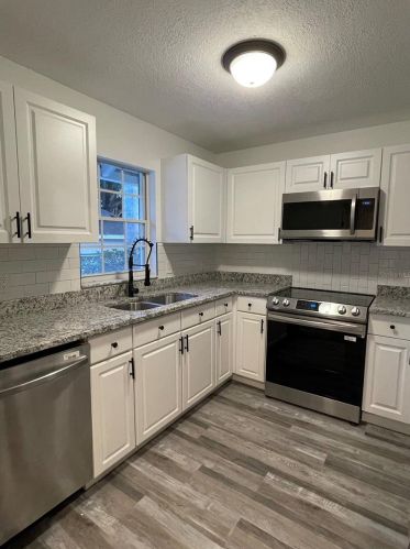 1040 Villa Ln, Apopka, FL 32712-2127