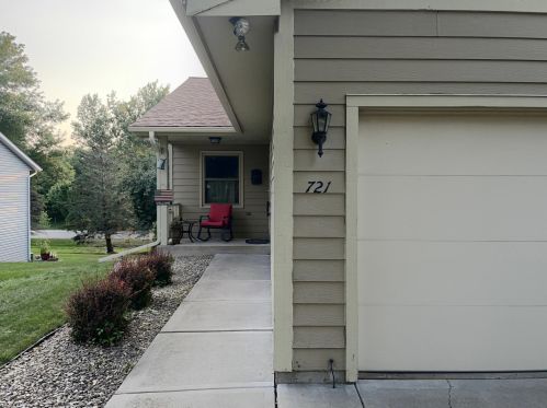 721 Green Ave, Minnetrista, MN 55388