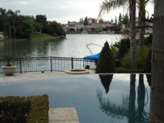 2607 Lake Van Ness Cir, Fresno, CA 93711-7024