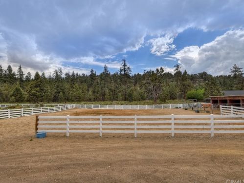 1556 Shay Rd, Big Bear City CA  92314-9180 exterior