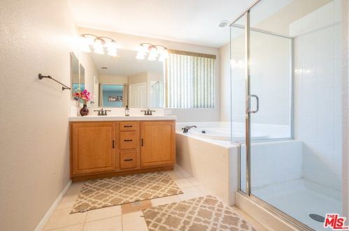 23721 Stagecoach Way, Santa Clarita CA  91354-0722 exterior