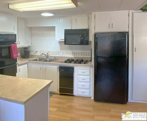 69381 Crestview Dr, Desert Hot Springs CA  92241-8231 exterior