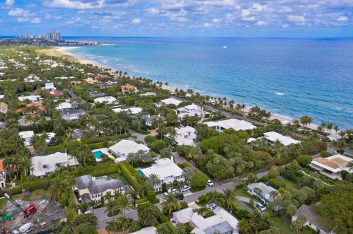 1171 Ocean Way, Palm Beach FL  33480-3233 exterior