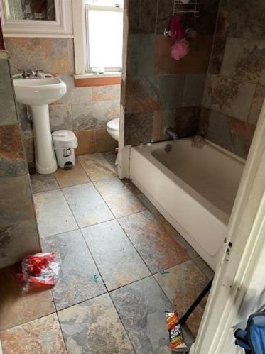 1824 Butler St, Mckeesport PA  15132-4558 exterior