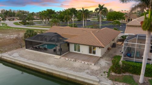 773 Holly Ct, Marco Island FL  34145-1915 exterior