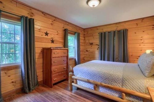 16512 Log Home Rd, Laurelville OH  43135-9641 exterior