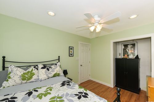 33 Marc Dr, Panamoka NY  11961-2105 exterior