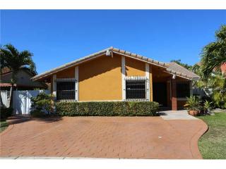 1648 137th Ct, Miami, FL 33175-1070