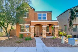 9027 State Ave, Glendale, AZ 85305-1626