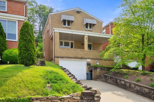 1029 Ohio Ave, Glassport, PA 15045-1636