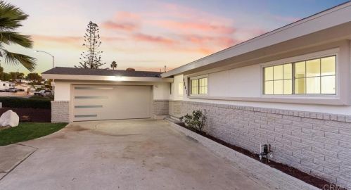 6841 Airoso Ave, San Diego CA  92120-5301 exterior