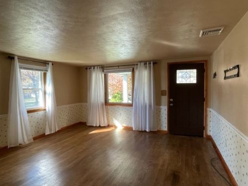 628 Keystone St, Seward, PA 15954-3027