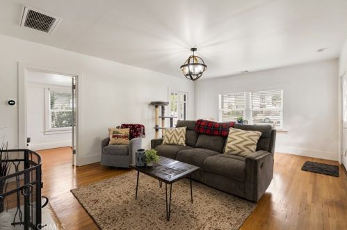 217 Vista Bonita Ave, Glendora CA  91741-0026 exterior