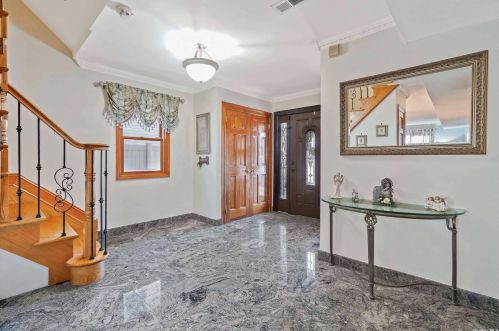 159-20 79th St, Jamaica, NY 11414-1101