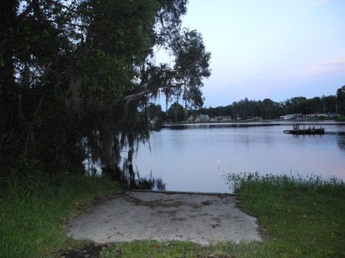 18717 Hamilton St, Lutz FL  33549-3820 exterior