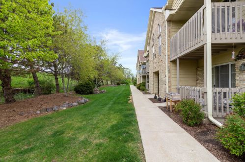 4821 Easy St, Chenequa WI  53029-1941 exterior