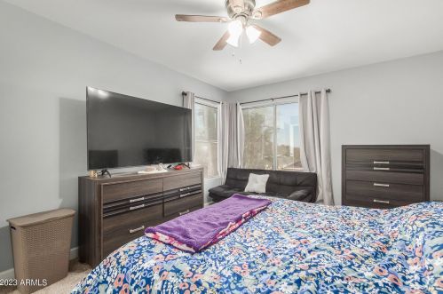 4011 Camino Vivaz, Glendale AZ  85310-5516 exterior