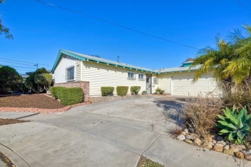 4542 Mt Frissell Dr, San Diego CA 92117-4811 exterior