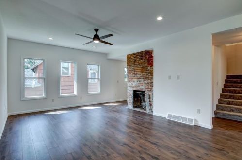 617 Franklin St, Spooner, WI 54801-1018