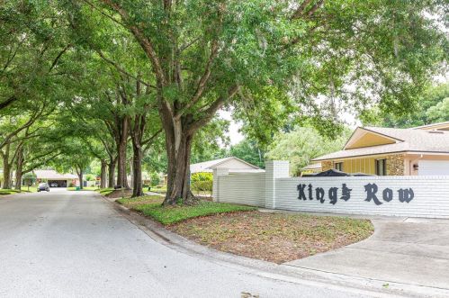 1610 King Arthur Cir, Maitland FL  32751-5818 exterior