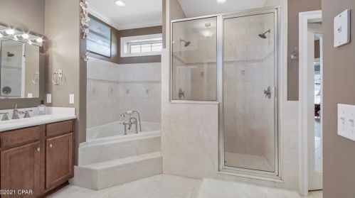 1724 40th Pl, Lynn Haven FL  32444-5304 exterior