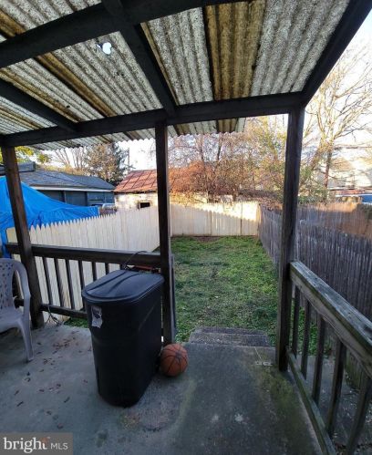 222 Morris Ave, Trenton NJ 08611-3665 exterior