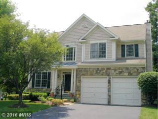 1106 Northwind Dr, Herndon, VA 20194-1010