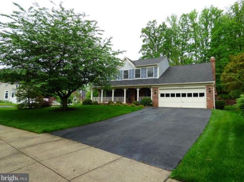13709 Heatherstone Dr, Bowie, MD 20720-4847