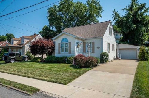 2846 Economy St, Ambridge, PA 15003-1433