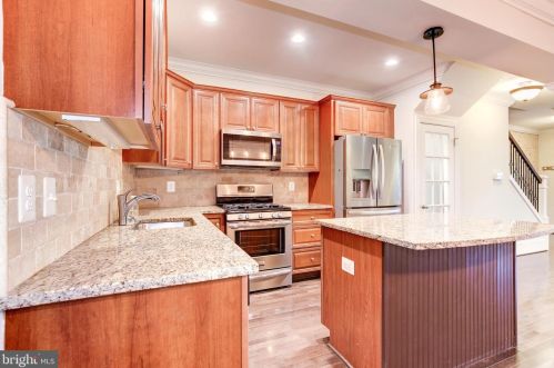 408 Emerson St, Washington DC 20011-6114 exterior