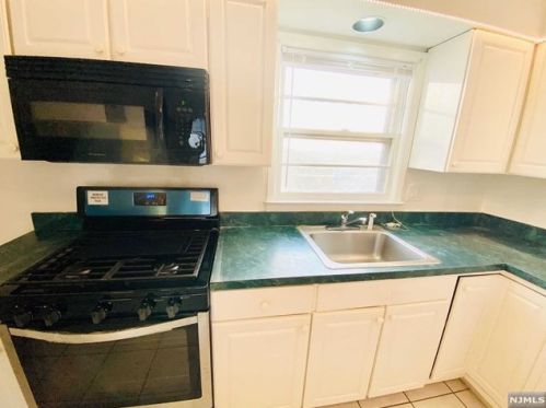 6305 Columbia Ave, North Bergen NJ  07047-3550 exterior