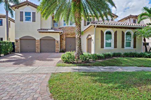 4120 Artesa Dr, Boynton Beach FL  33436-2628 exterior